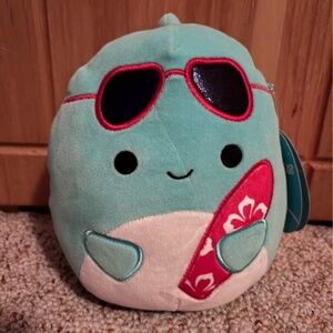 Perry Squishmallow